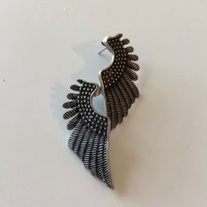 Wing earrings